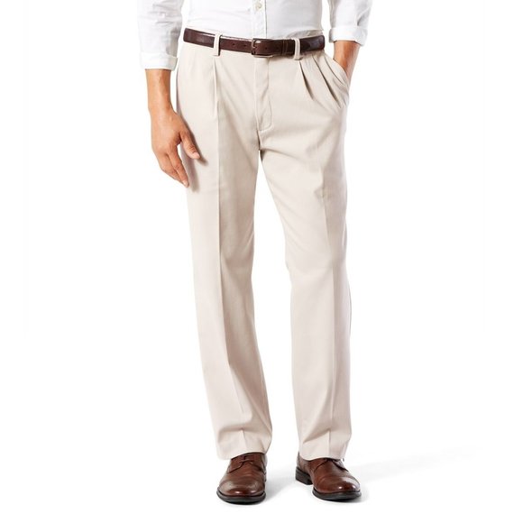 Dockers Easy Khaki D3 Classic Fit Pleated Pants, 40 X 30, Light Beige - Picture 1 of 1